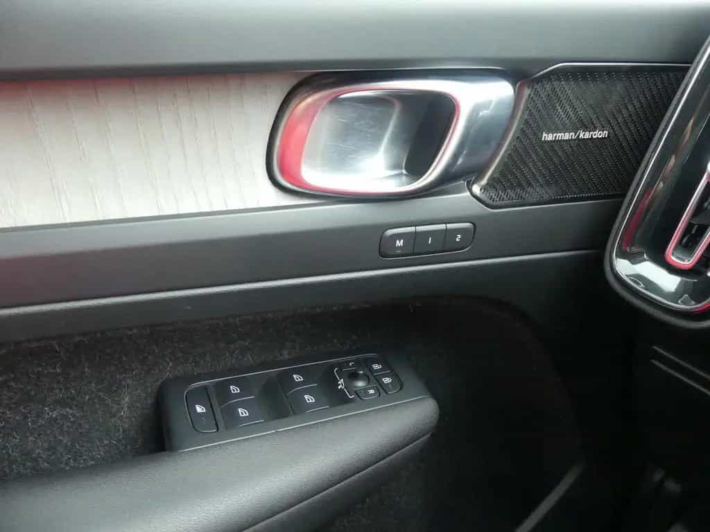 Volvo XC40 1.5 Inscription 2WD LED Navi ACC Kamera DAB 07/2019-photo-26