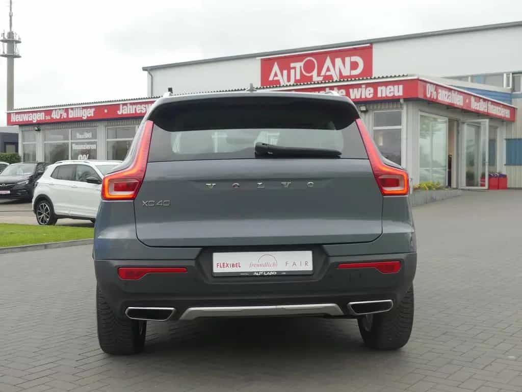 Volvo XC40 1.5 Inscription 2WD LED Navi ACC Kamera DAB 07/2019-photo-3
