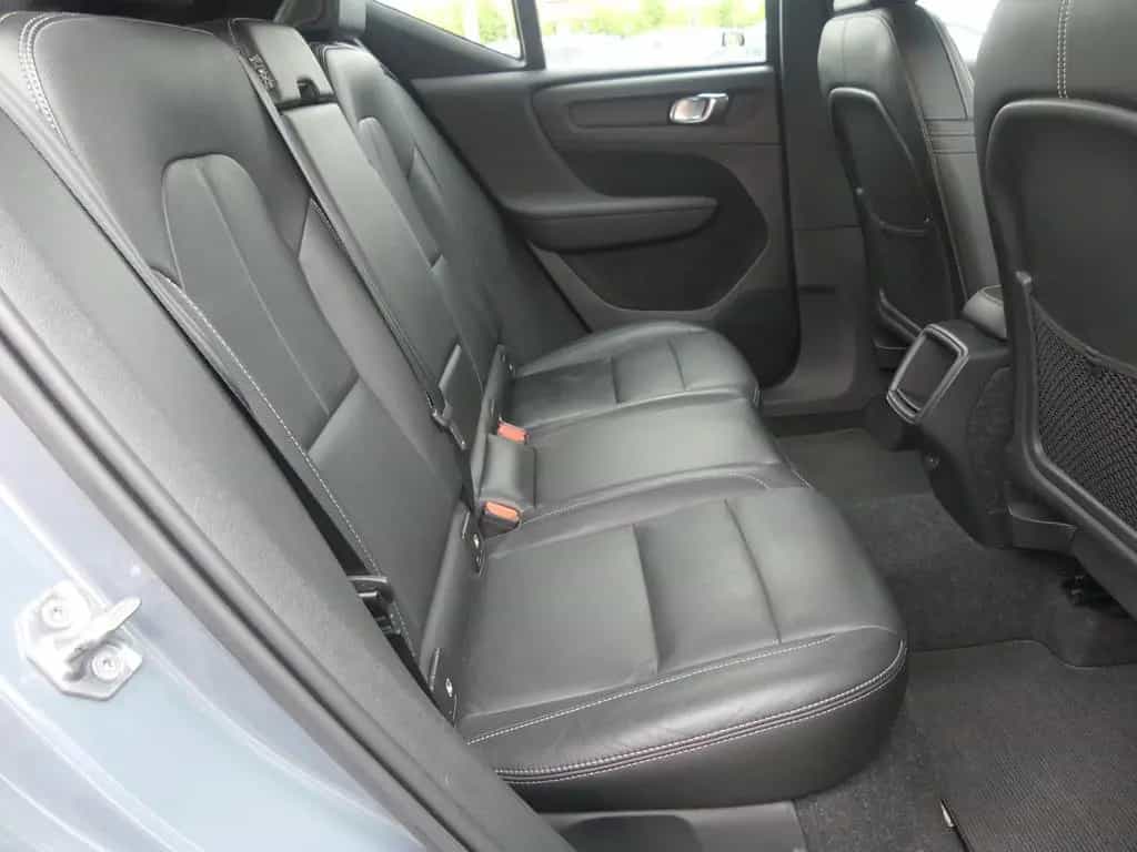 Volvo XC40 1.5 Inscription 2WD LED Navi ACC Kamera DAB 07/2019-photo-30