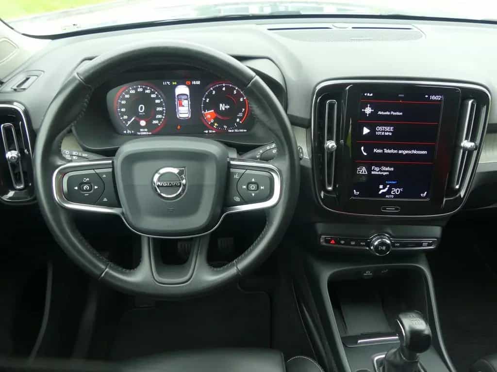 Volvo XC40 1.5 Inscription 2WD LED Navi ACC Kamera DAB 07/2019-photo-9