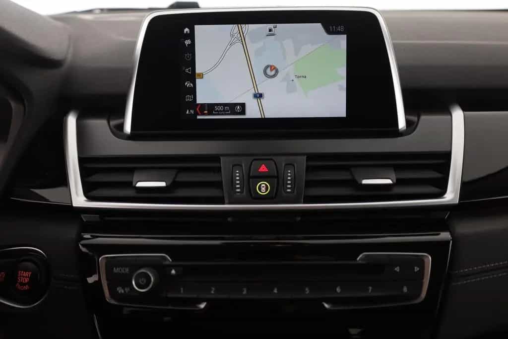 BMW 218 i Gran Tourer Sport Line LED Kamera Navi DAB 07/2021-photo-10