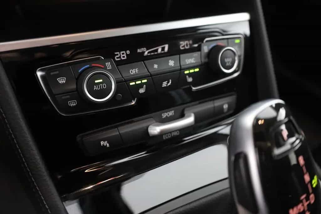 BMW 218 i Gran Tourer Sport Line LED Kamera Navi DAB 07/2021-photo-11