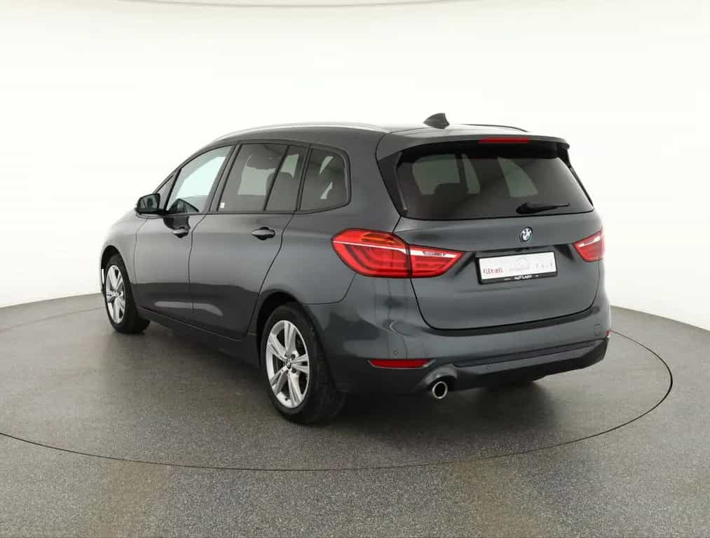BMW 218 i Gran Tourer Sport Line LED Kamera Navi DAB 07/2021-photo-2