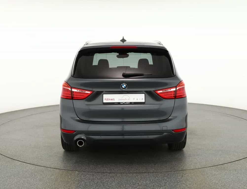 BMW 218 i Gran Tourer Sport Line LED Kamera Navi DAB 07/2021-photo-3