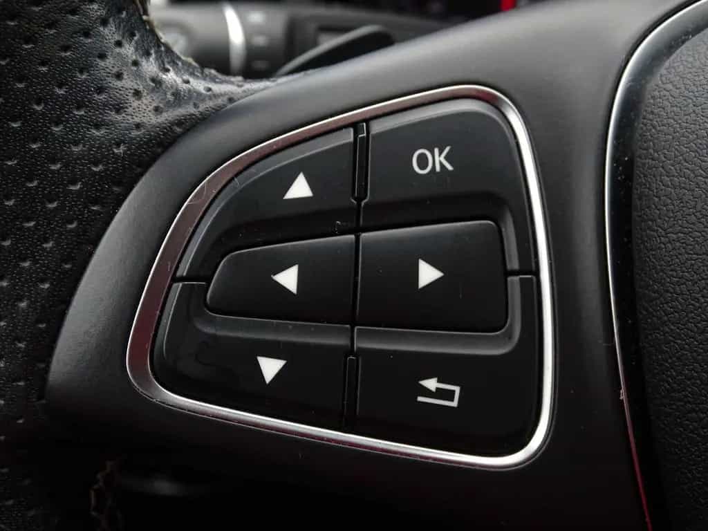 Mercedes-Benz CLA-Class 180 Urban LED Navi Sitzheizung PDC 04/2018-photo-15