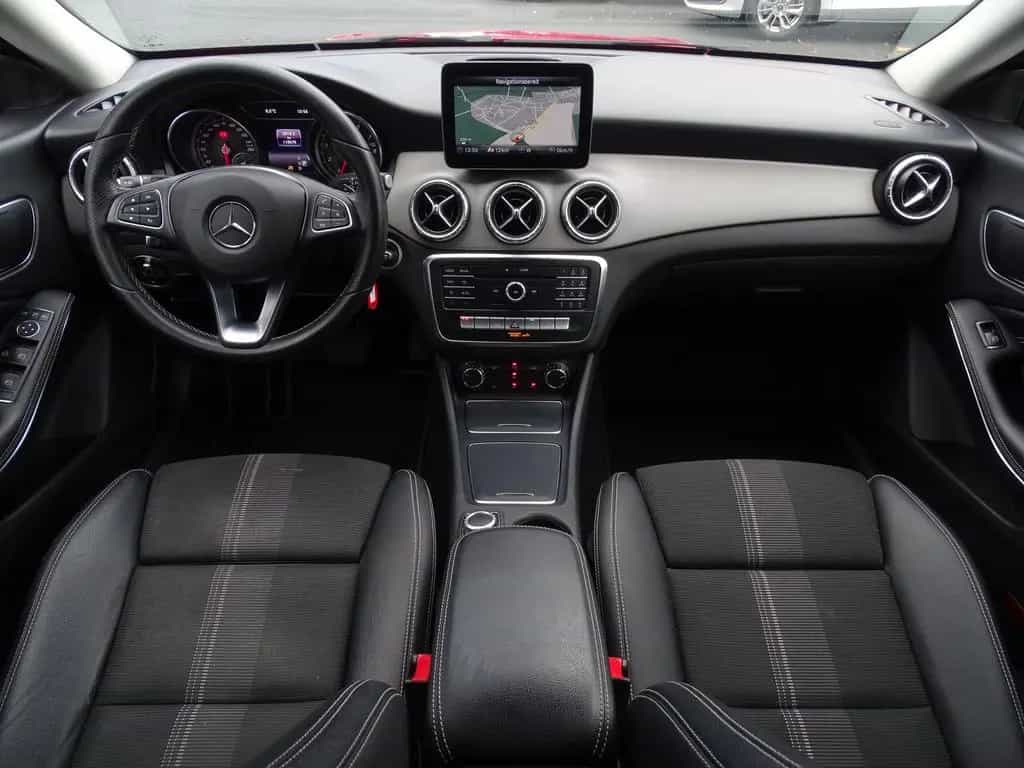 Mercedes-Benz CLA-Class 180 Urban LED Navi Sitzheizung PDC 04/2018-photo-8