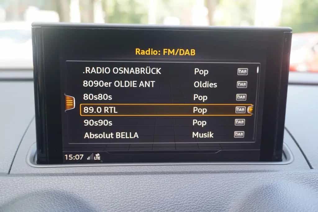 Audi A3 Sportback 30 1.0 TFSI design Xenon Navi PDC 01/2019-photo-23
