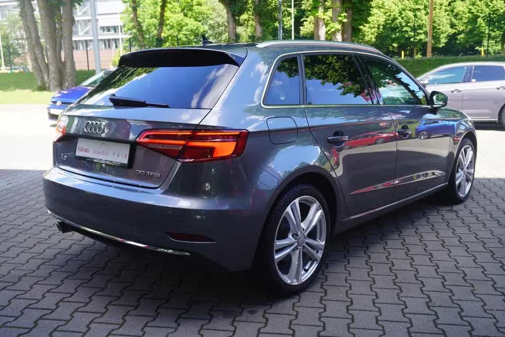 Audi A3 Sportback 30 1.0 TFSI design Xenon Navi PDC 01/2019-photo-5