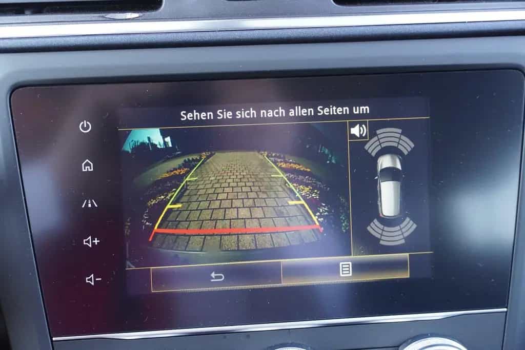 Renault Kadjar 1.3 TCE Limited Klimaaut. Navi Kamera PDC 01/2019-photo-13