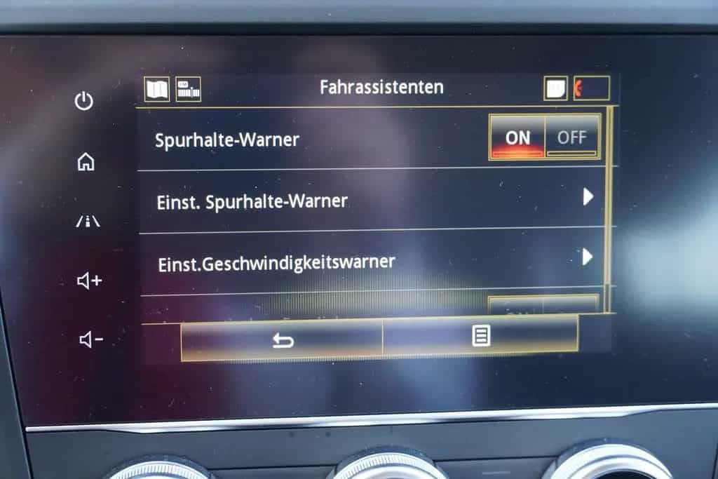 Renault Kadjar 1.3 TCE Limited Klimaaut. Navi Kamera PDC 01/2019-photo-15