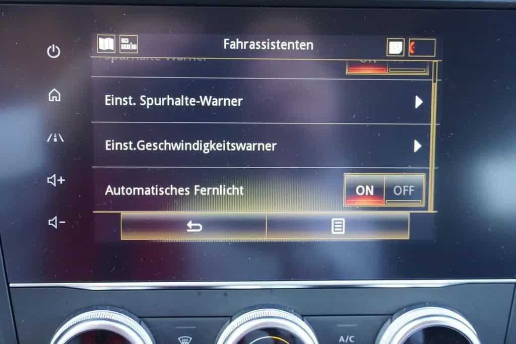 Renault Kadjar 1.3 TCE Limited Klimaaut. Navi Kamera PDC 01/2019-photo-16