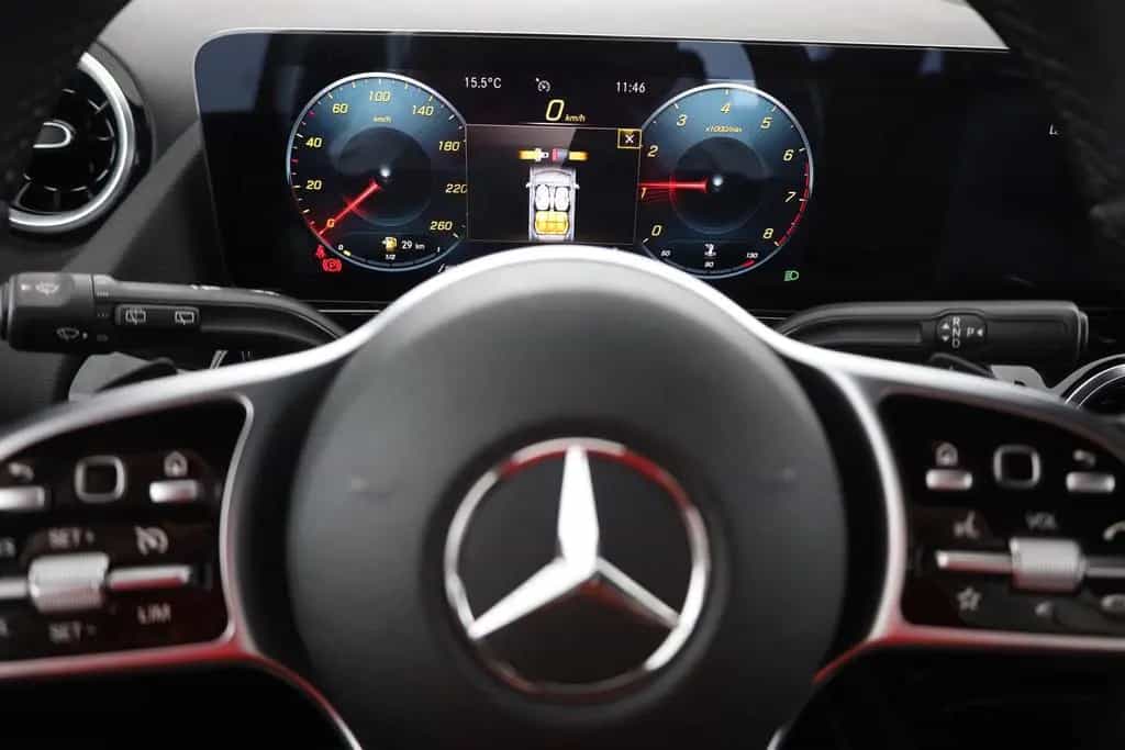 Mercedes-Benz B 180 B180 Progressive LED Kamera Navi Sitzheizung 07/2020-photo-16