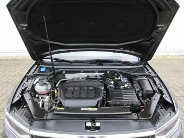 Volkswagen Passat Variant 2.0 TSI 272 PS 4M DSG R-Line PANO 11/2020-photo-10