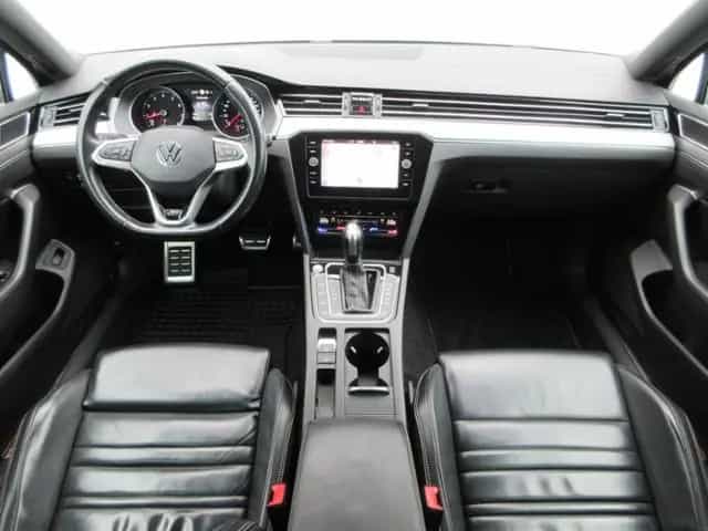 Volkswagen Passat Variant 2.0 TSI 272 PS 4M DSG R-Line PANO 11/2020-photo-4