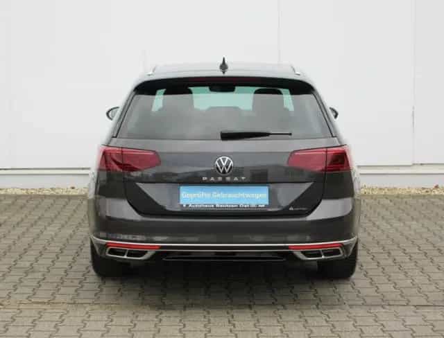 Volkswagen Passat Variant 2.0 TSI 272 PS 4M DSG R-Line PANO 11/2020-photo-9