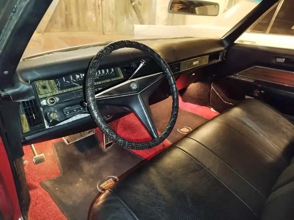 Cadillac Deville 04/1969-photo-7