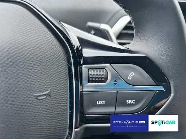 Peugeot 3008 1.2 PureTech 130 Allure LED, Kamera, ACC 12/2023-photo-15