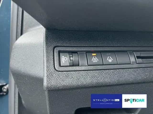 Peugeot 3008 1.2 PureTech 130 Allure LED, Kamera, ACC 12/2023-photo-17