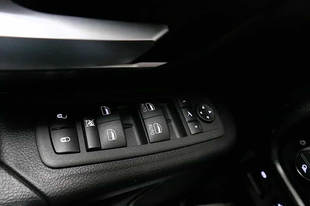 Dodge RAM 5,7 HEMI V8 Big Horn Lonestar Crew Cab 4x4 09/2022-photo-24