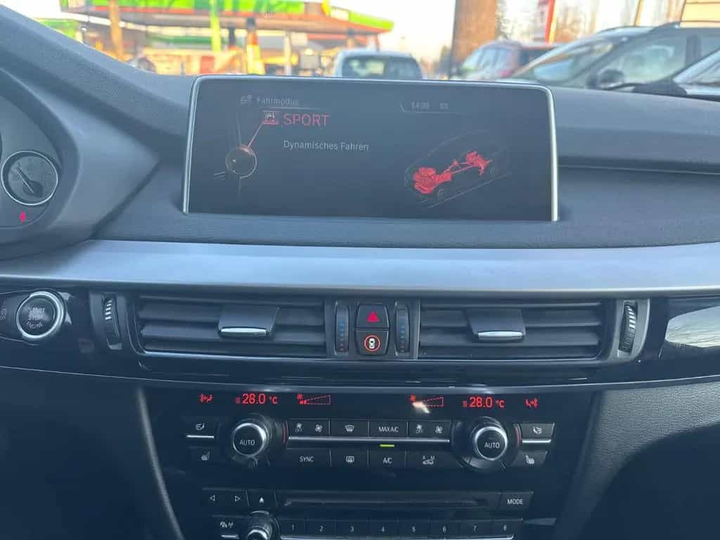 BMW X5 xDrive 30 d TÜV NEU*1 Hand*Autom.*7 Sitz*Navi 04/2016-photo-31