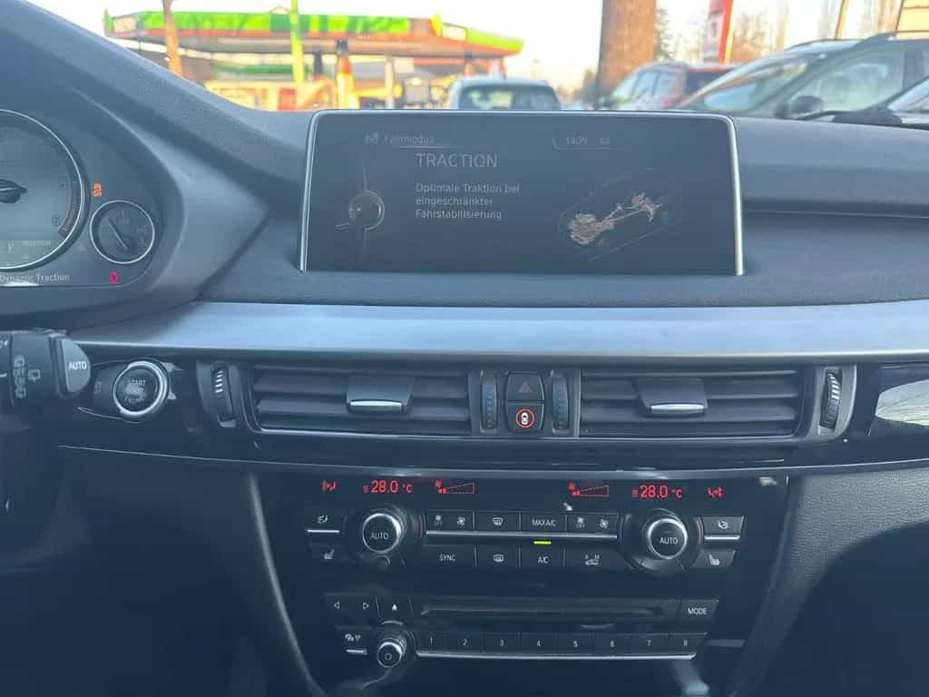 BMW X5 xDrive 30 d TÜV NEU*1 Hand*Autom.*7 Sitz*Navi 04/2016-photo-32