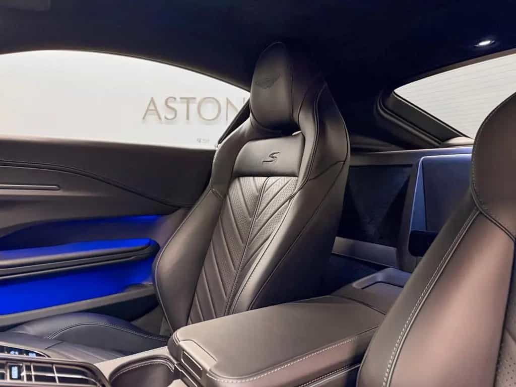 Aston Martin NEW Vantage S | MODELYEAR 2026 02/2026-photo-18