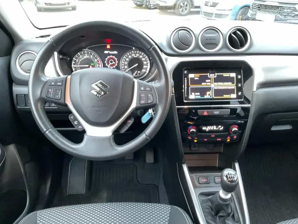 Suzuki Vitara 1.4 DITC 4x2 Comfort ACC+LED+Navi+SHZ+LM 12/2022-photo-6