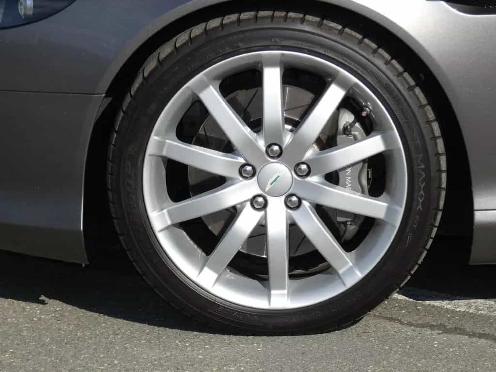 Aston Martin DB9 6.0 V12 DEUTSCH+SCHECKHEFT+UNFALLFREI+TOP! 04/2006-photo-23