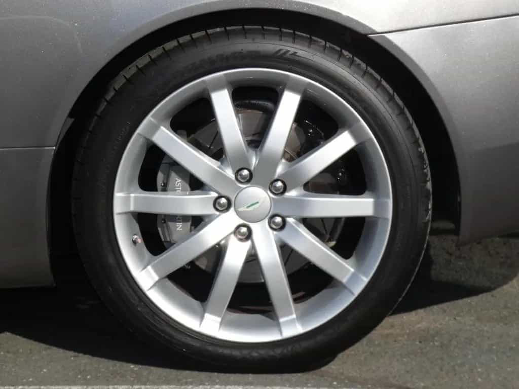 Aston Martin DB9 6.0 V12 DEUTSCH+SCHECKHEFT+UNFALLFREI+TOP! 04/2006-photo-24