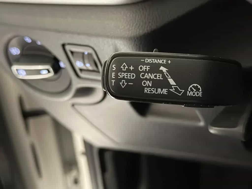 Skoda Scala Ambition 1.0 TSI DSG*NAVI*LED*PDC*1HAND* 06/2023-photo-13