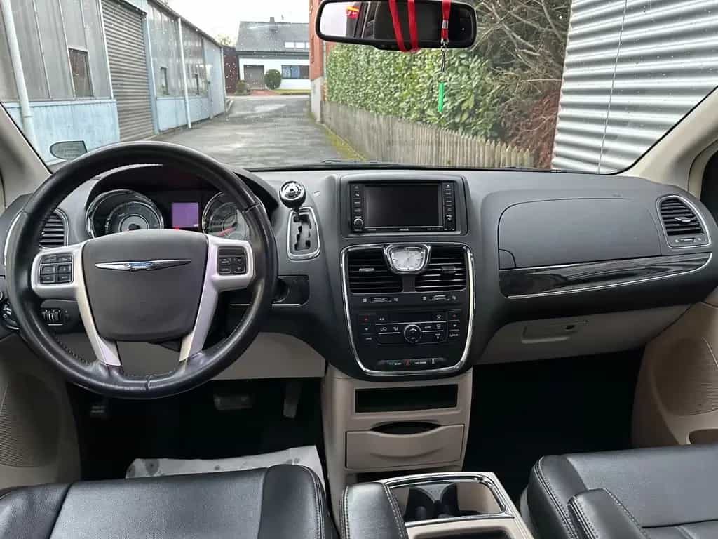 Chrysler Grand Voyager 3.6Aut.LPG LEDER/SHZ/KLIMAA/7-SITZ 01/2014-photo-10