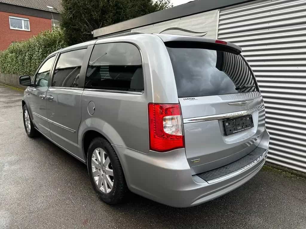 Chrysler Grand Voyager 3.6Aut.LPG LEDER/SHZ/KLIMAA/7-SITZ 01/2014-photo-3