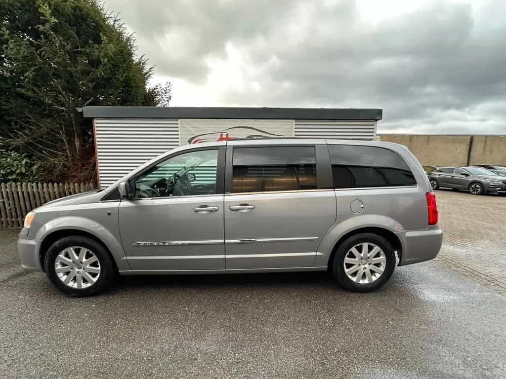 Chrysler Grand Voyager 3.6Aut.LPG LEDER/SHZ/KLIMAA/7-SITZ 01/2014-photo-5
