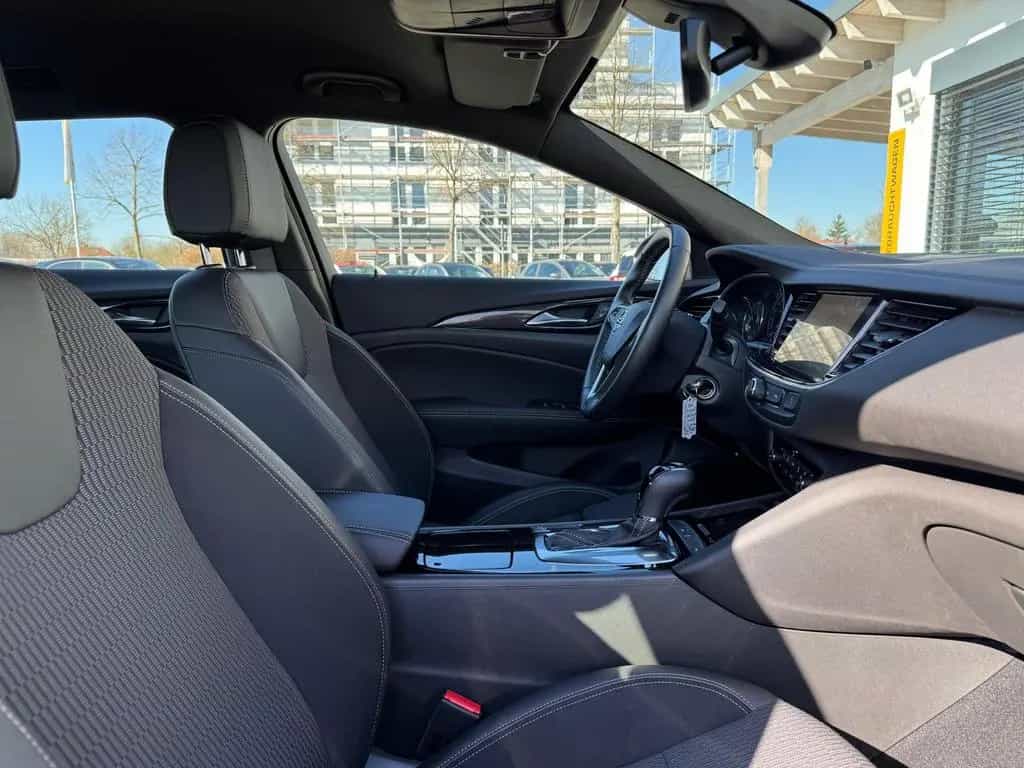 Opel Insignia Sports Tourer 2.0T Elegance Automatik 01/2022-photo-14