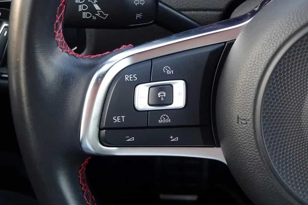 Volkswagen Golf VII Lim. 2.0TSI GTI 5T-ACC/VIRTUAL COCKPIT 01/2018-photo-29