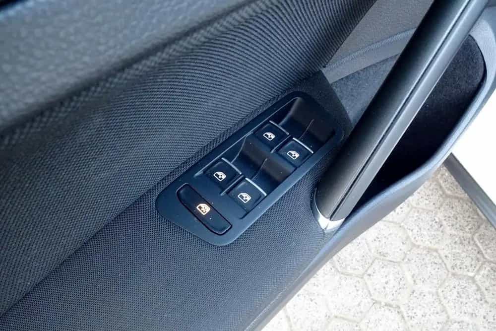 Volkswagen Golf VII Lim. 2.0TSI GTI 5T-ACC/VIRTUAL COCKPIT 01/2018-photo-33