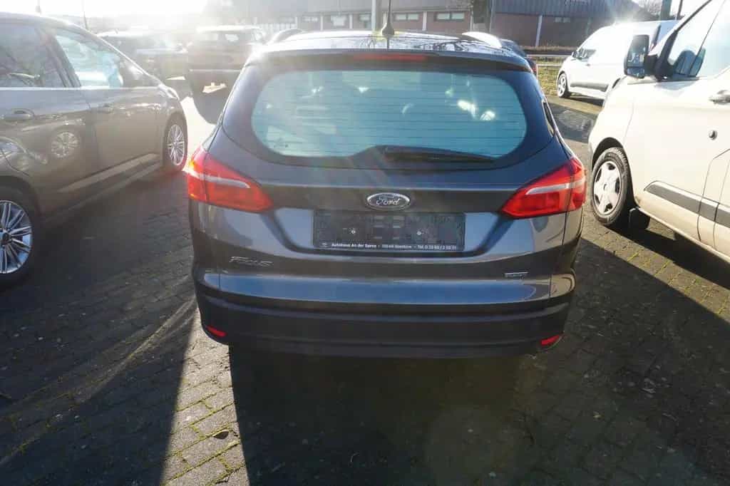 Ford Focus Turnier Business 1,0 Eco Boost 125PS 10/2018-photo-11