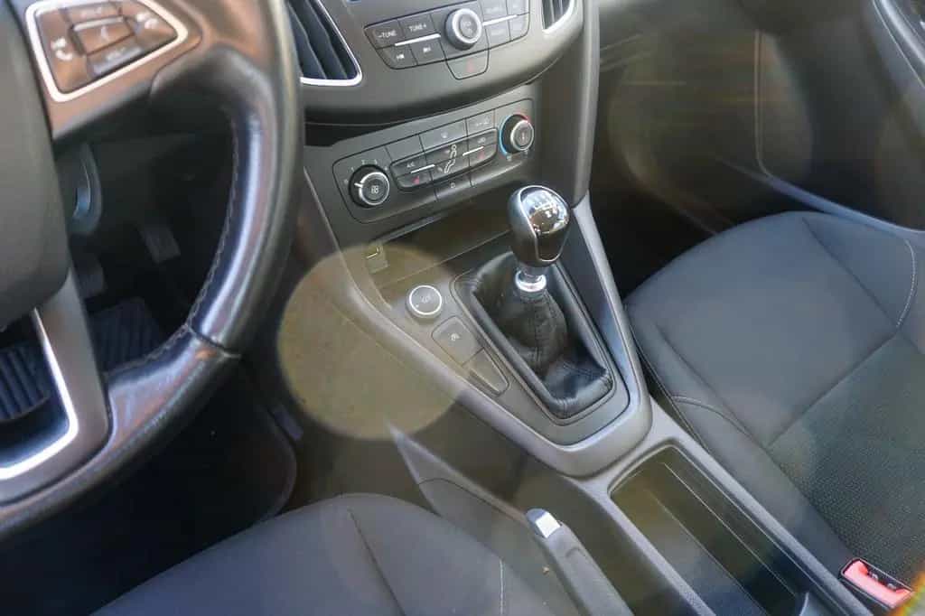 Ford Focus Turnier Business 1,0 Eco Boost 125PS 10/2018-photo-6