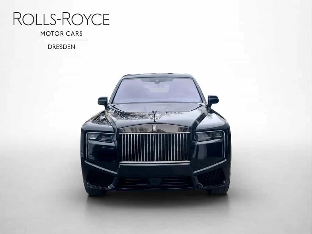 Rolls-Royce Cullinan Black Badge 2026 model null-photo-7