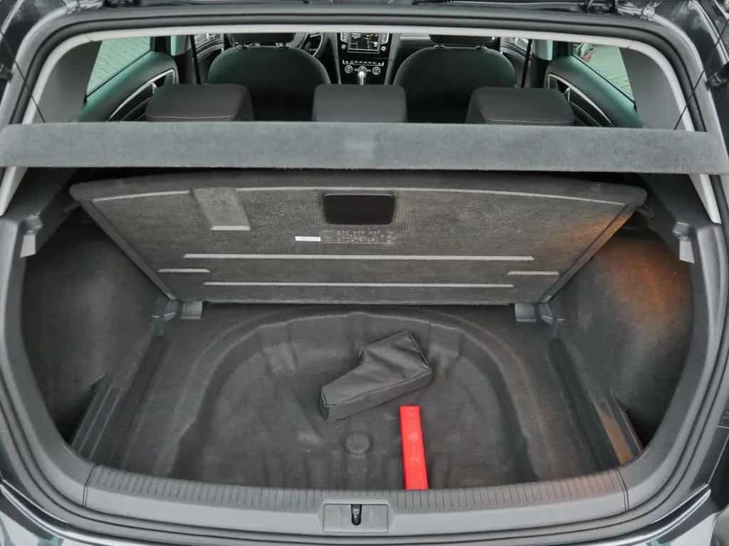 Volkswagen Golf 2.0 TDI Allstar *SHZ*PDC*Bi-XENON*Winterpak 09/2016-photo-20