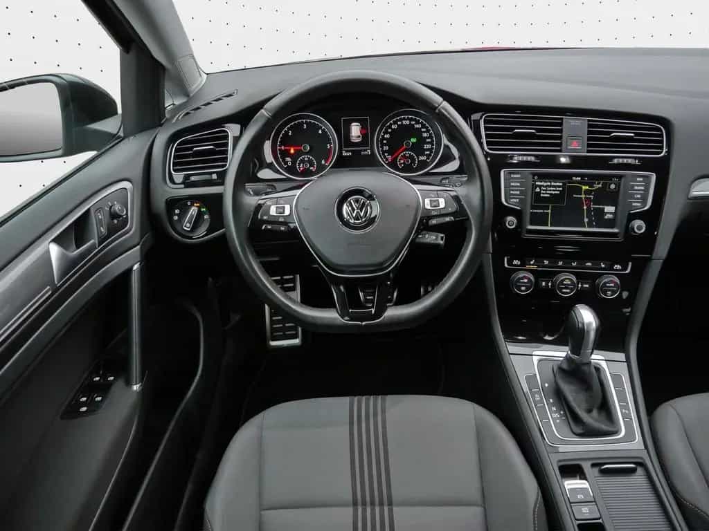 Volkswagen Golf 2.0 TDI Allstar *SHZ*PDC*Bi-XENON*Winterpak 09/2016-photo-6