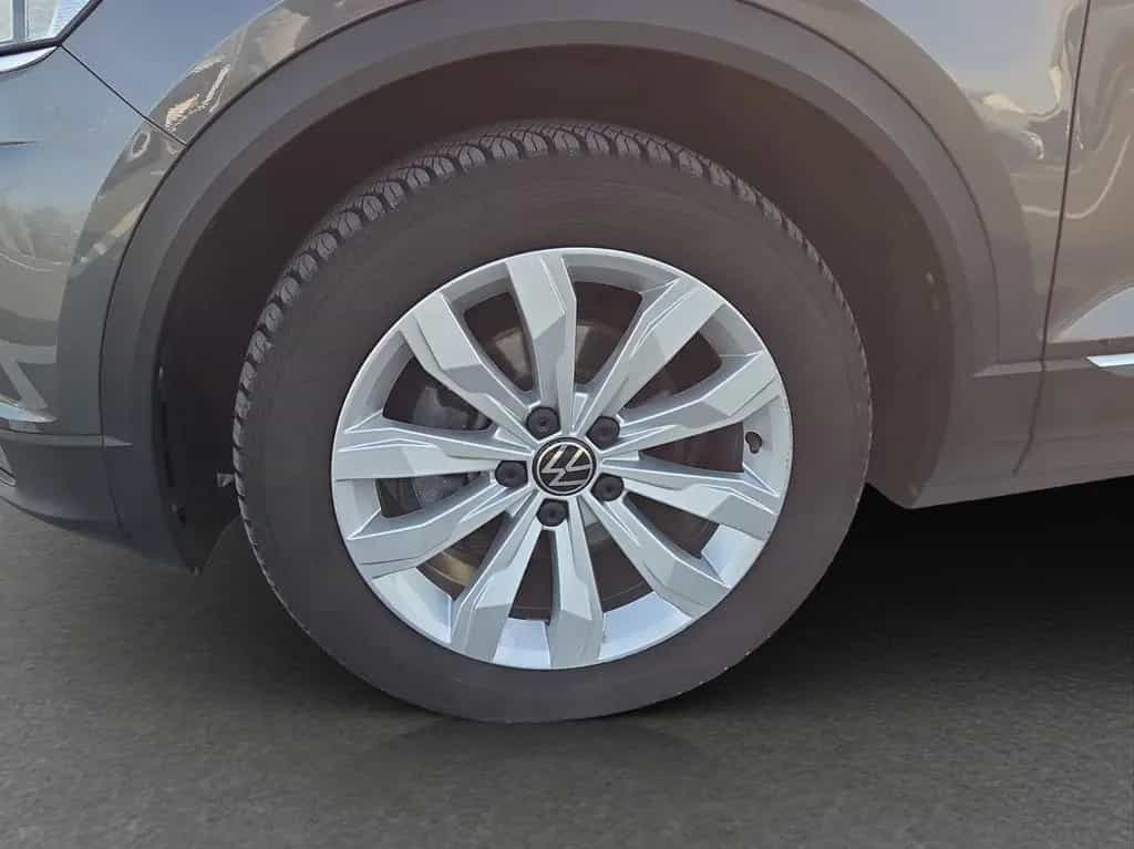Volkswagen T-Roc 04/2021-photo-12