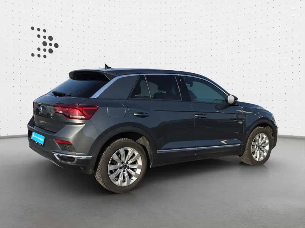 Volkswagen T-Roc 04/2021-photo-18