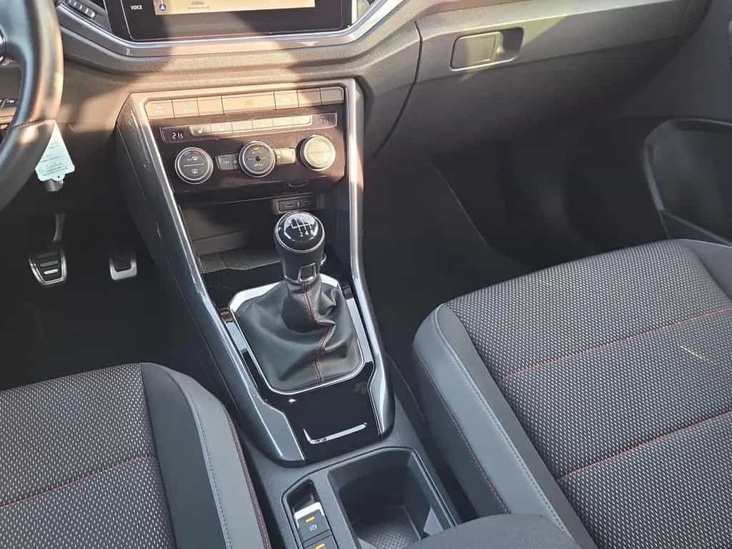 Volkswagen T-Roc 04/2021-photo-6