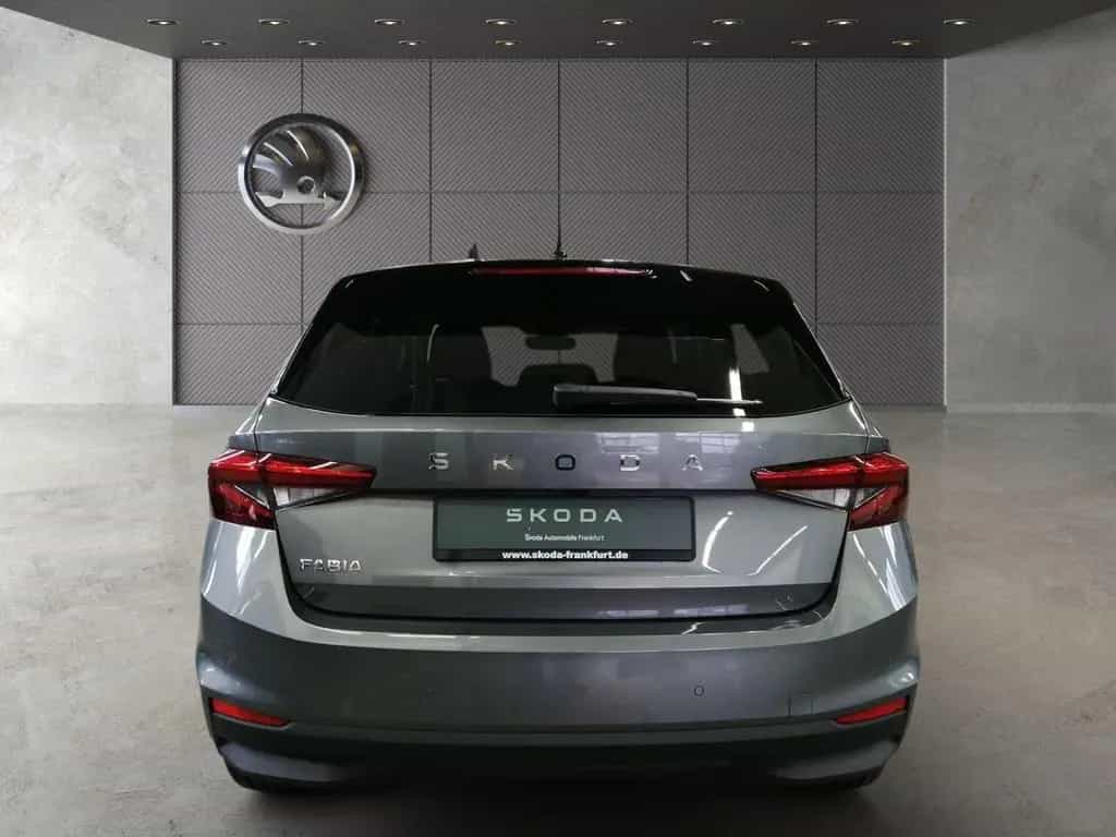 Skoda Fabia Balance 1,0 TSI 85 kW 7-Gang-DSG zzgl. 1.0 null-photo-5