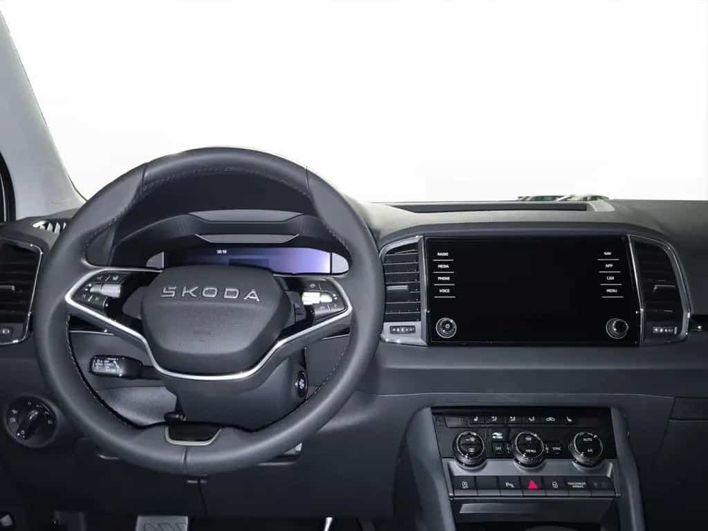 Skoda Karoq Tour Komfort 1,5 l TSI DSG AHK, Infot. ACC null-photo-9