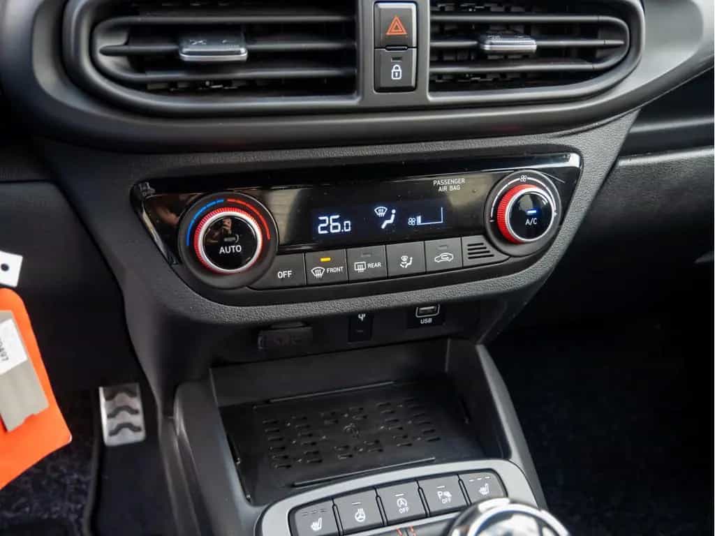Hyundai i10 1.0 N Line KLIMA SHZ RÜCKFAHRKAMERA NAVI 02/2023-photo-13