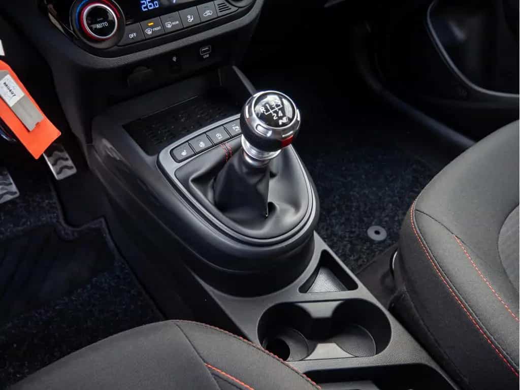 Hyundai i10 1.0 N Line KLIMA SHZ RÜCKFAHRKAMERA NAVI 02/2023-photo-14