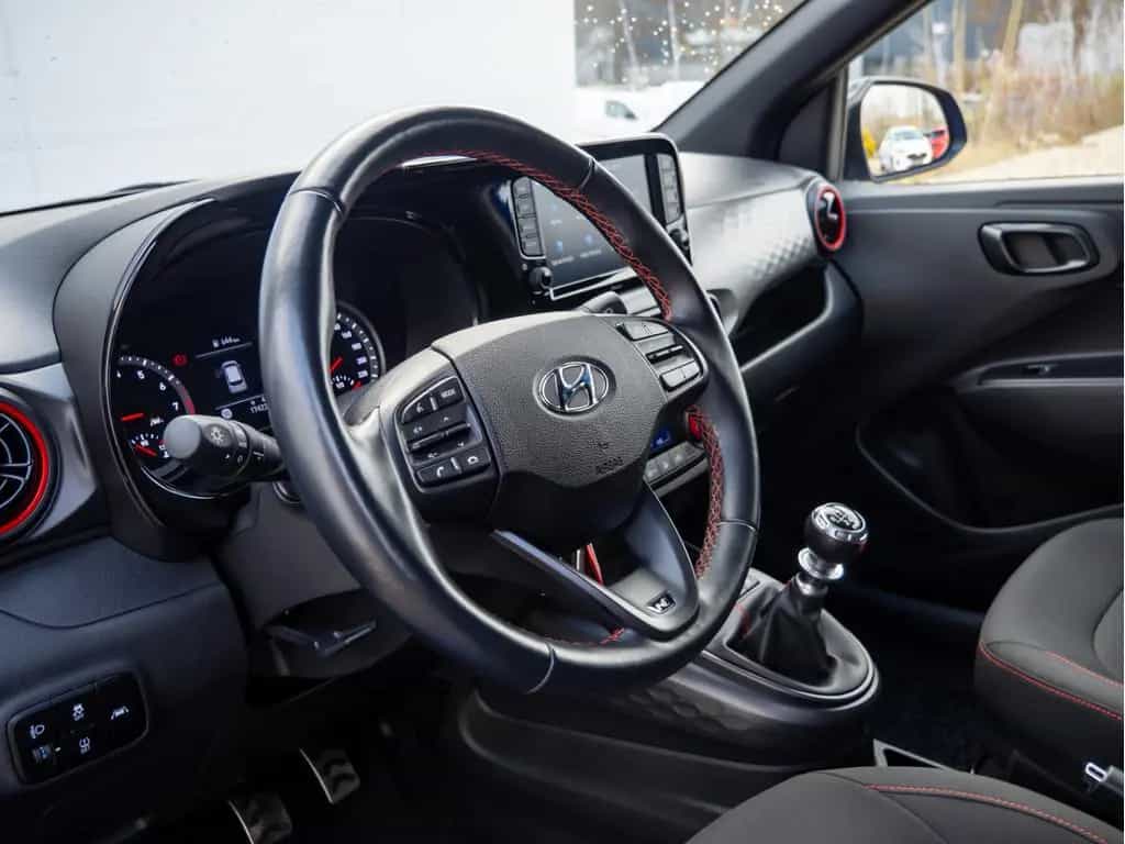 Hyundai i10 1.0 N Line KLIMA SHZ RÜCKFAHRKAMERA NAVI 02/2023-photo-23