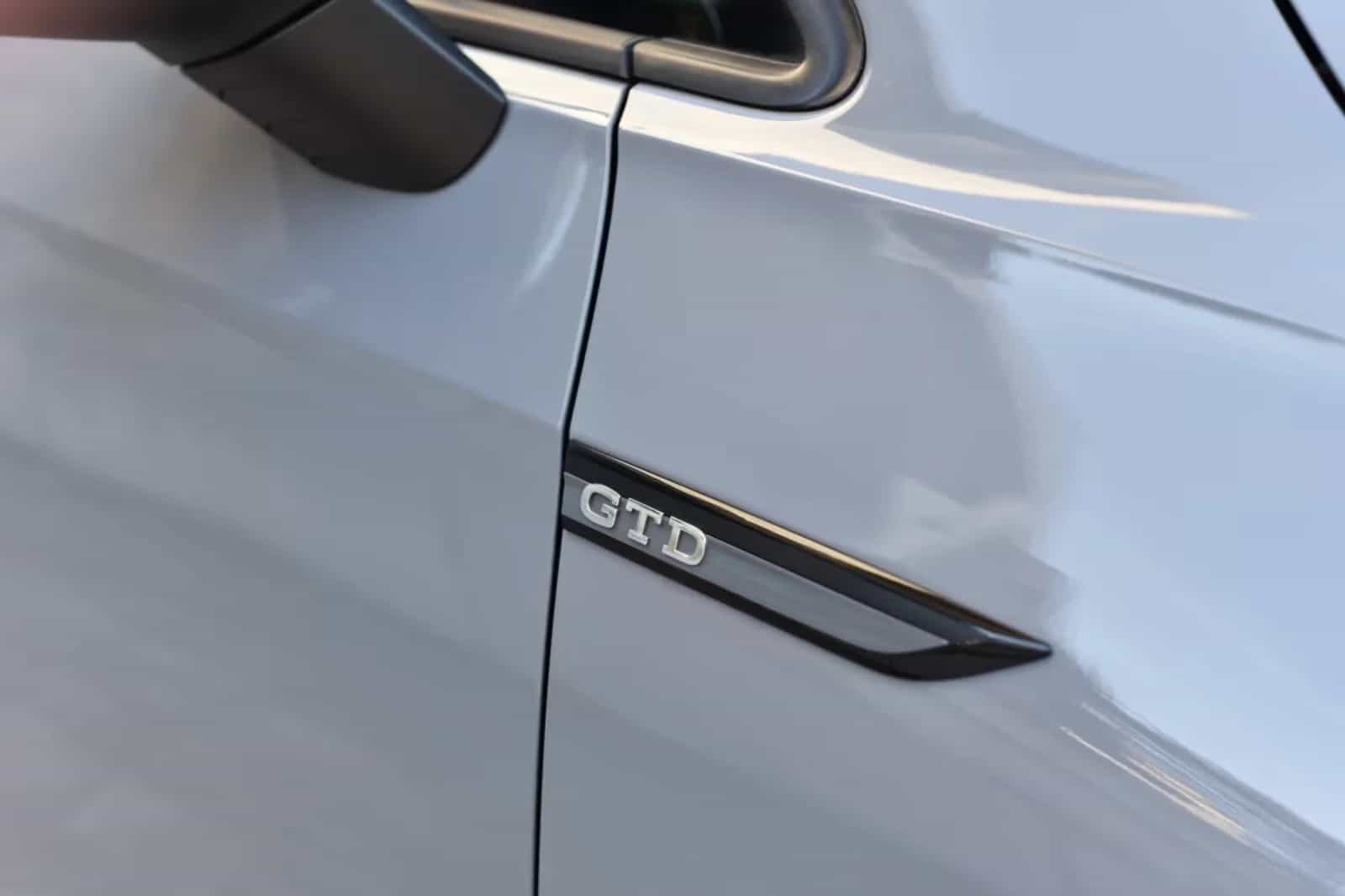 Volkswagen Golf 06/2021-photo-11